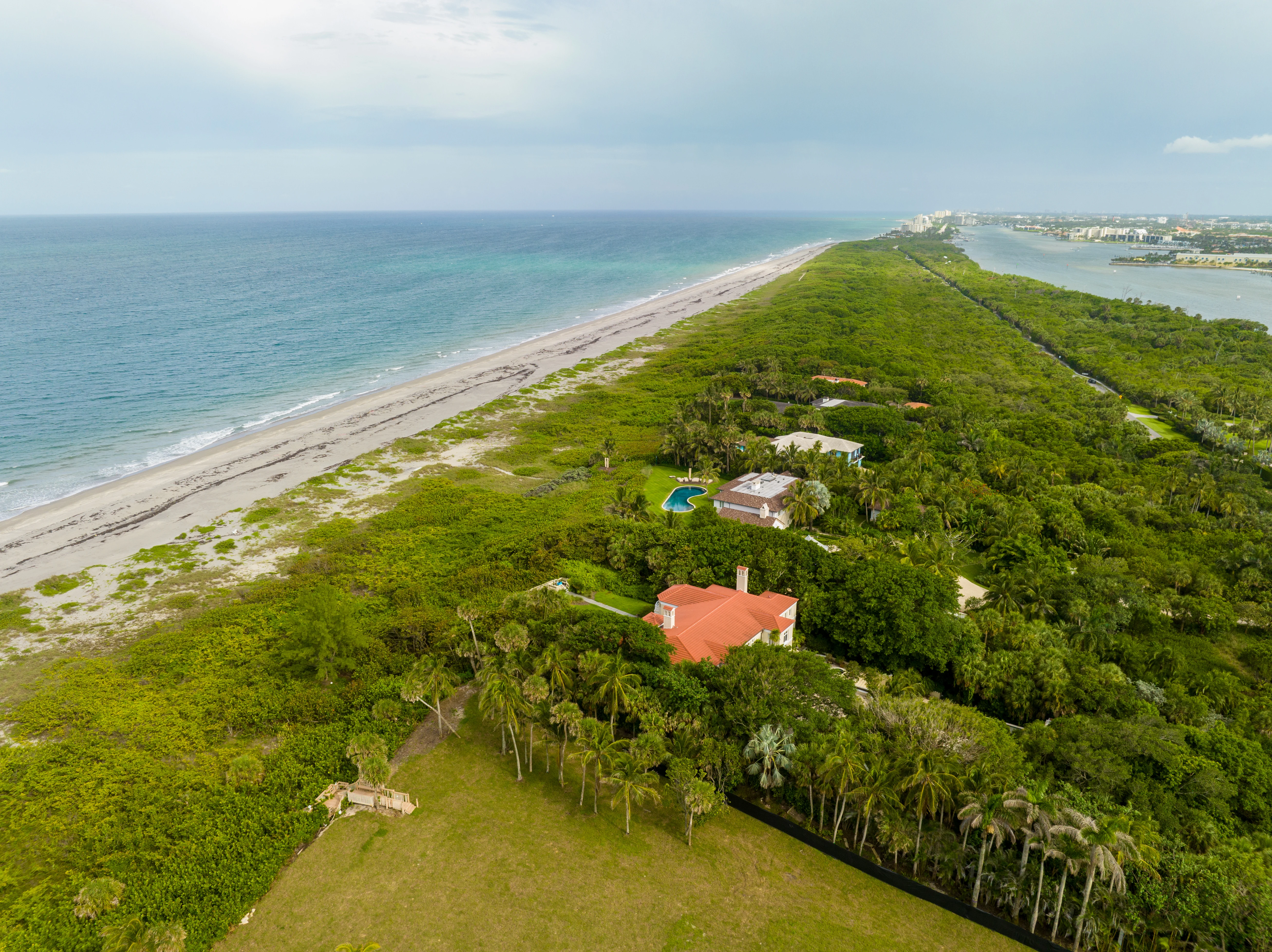 Aerial view of waterfront homes in Hobe Sound, Florida